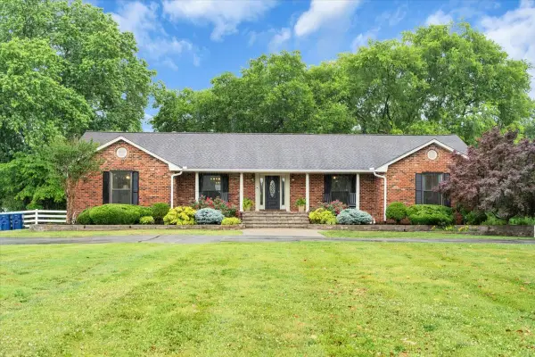 311 Mayfield Dr, Smyrna, TN 37167