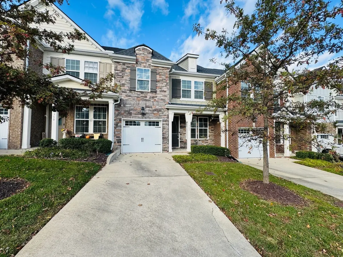 748 Tennypark Ln, Mount Juliet, TN 37122 - #1