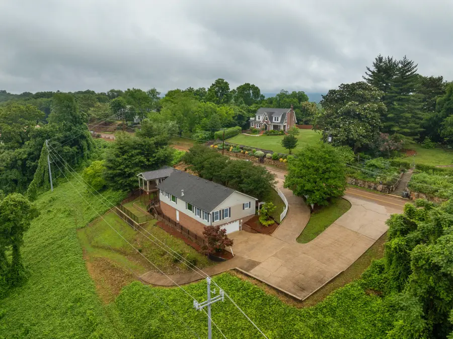 661 S Crest Road, Chattanooga, TN 37404 - #2