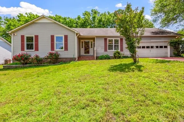 2017 Windsor Dr, Columbia, TN 38401 - #1