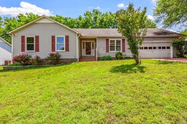 2017 Windsor Dr, Columbia, TN 38401
