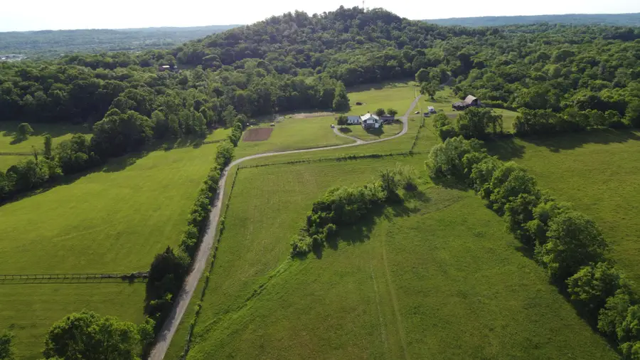 112 Neals Pvt Ct, Gallatin, TN 37066 - #3