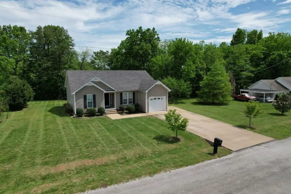 215 Desperado Ave, Pulaski, TN 38478 - #1