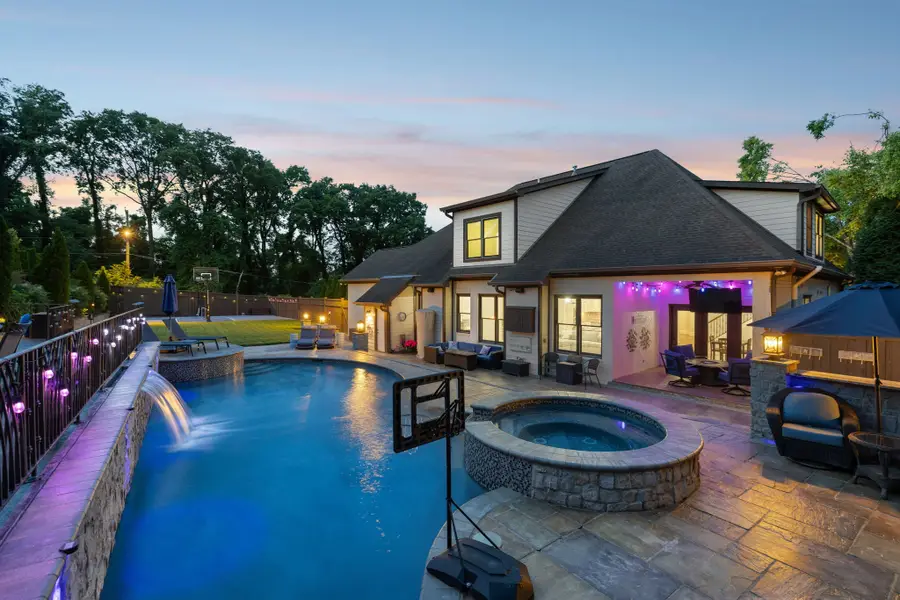 4001 Wallace Ln, Nashville, TN 37215 - #3