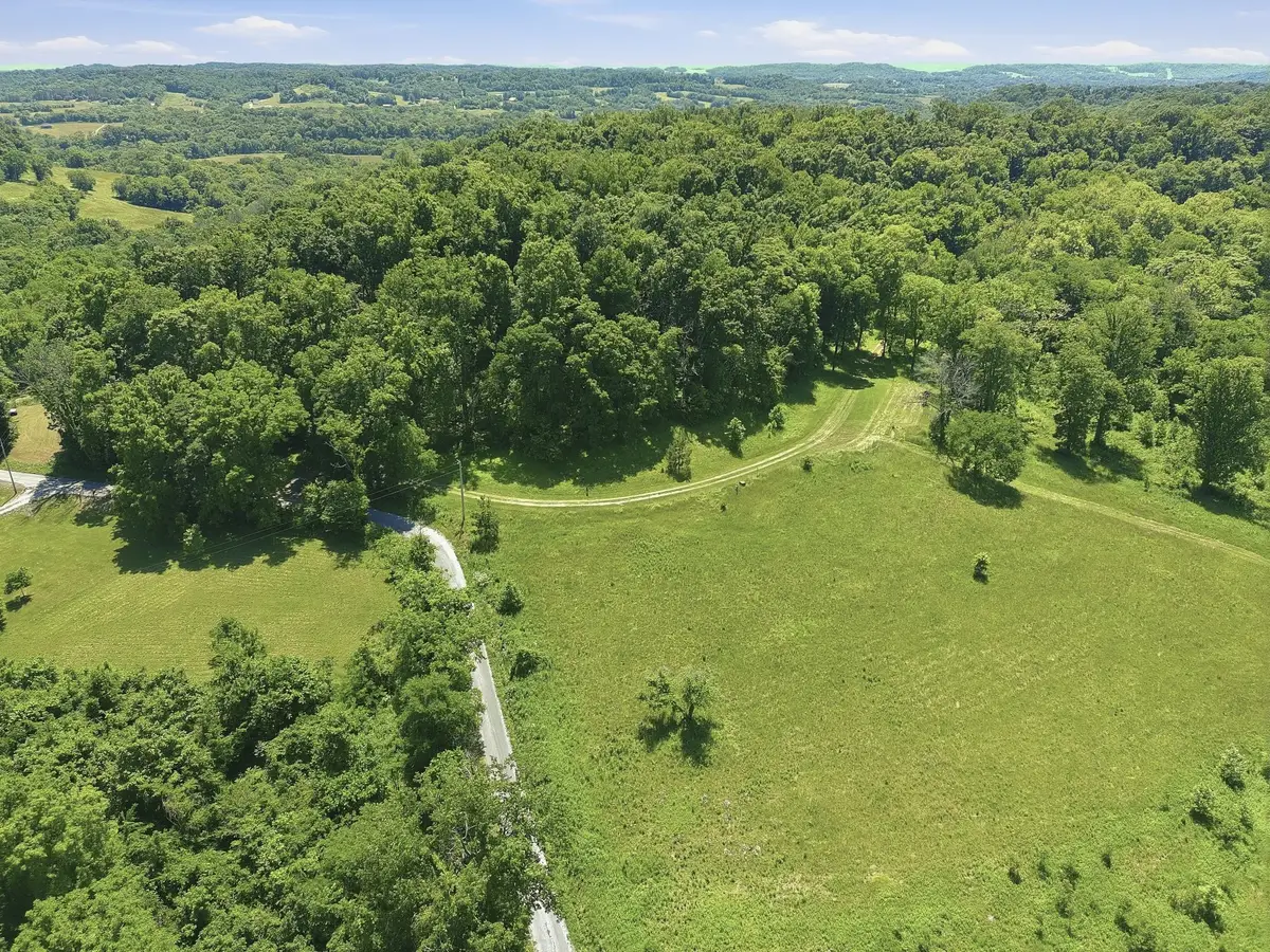 2677 Pigg Schoolhouse Rd, Santa Fe, TN 38482 - #1