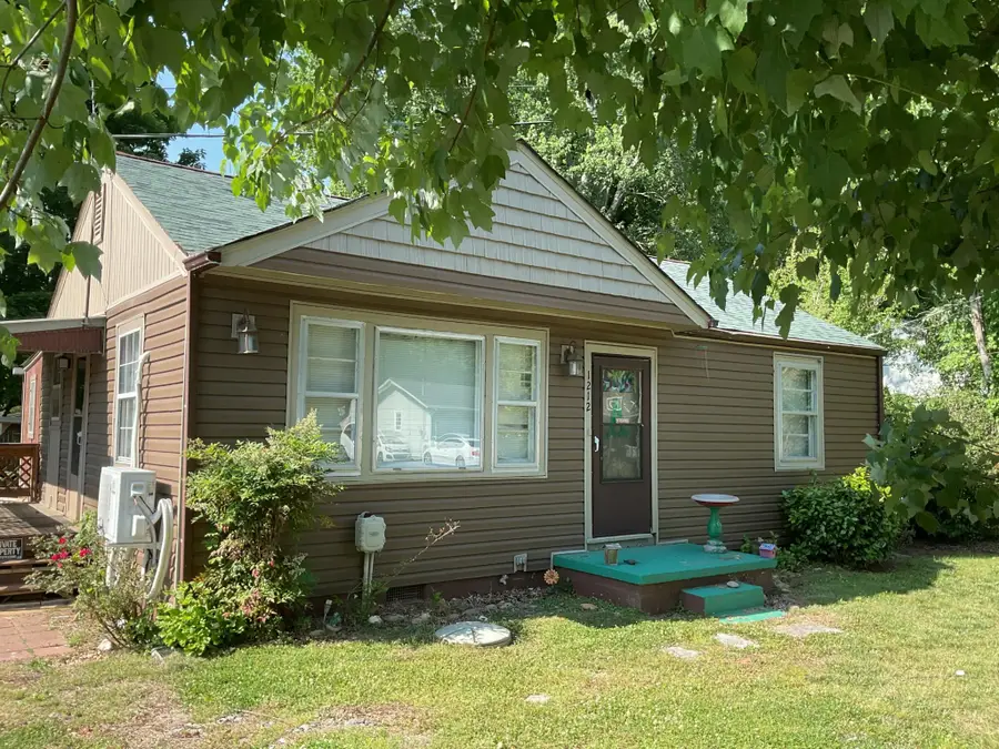 1212 Jones Street, Athens, TN 37303 - #2