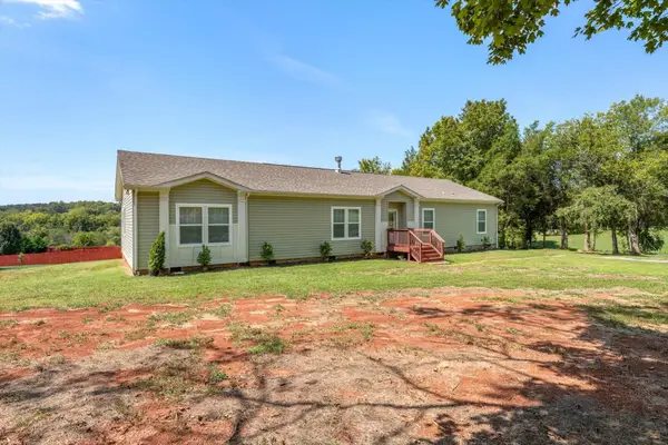 120 County Road 717, Athens, TN 37303