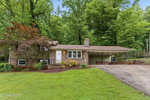 3215 Mount Vernon Drive, Knoxville, TN 37920