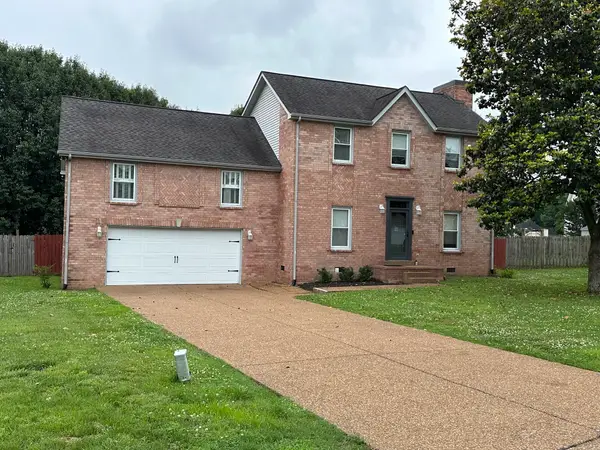 1816 Elizabeth Ct, Spring Hill, TN 37174