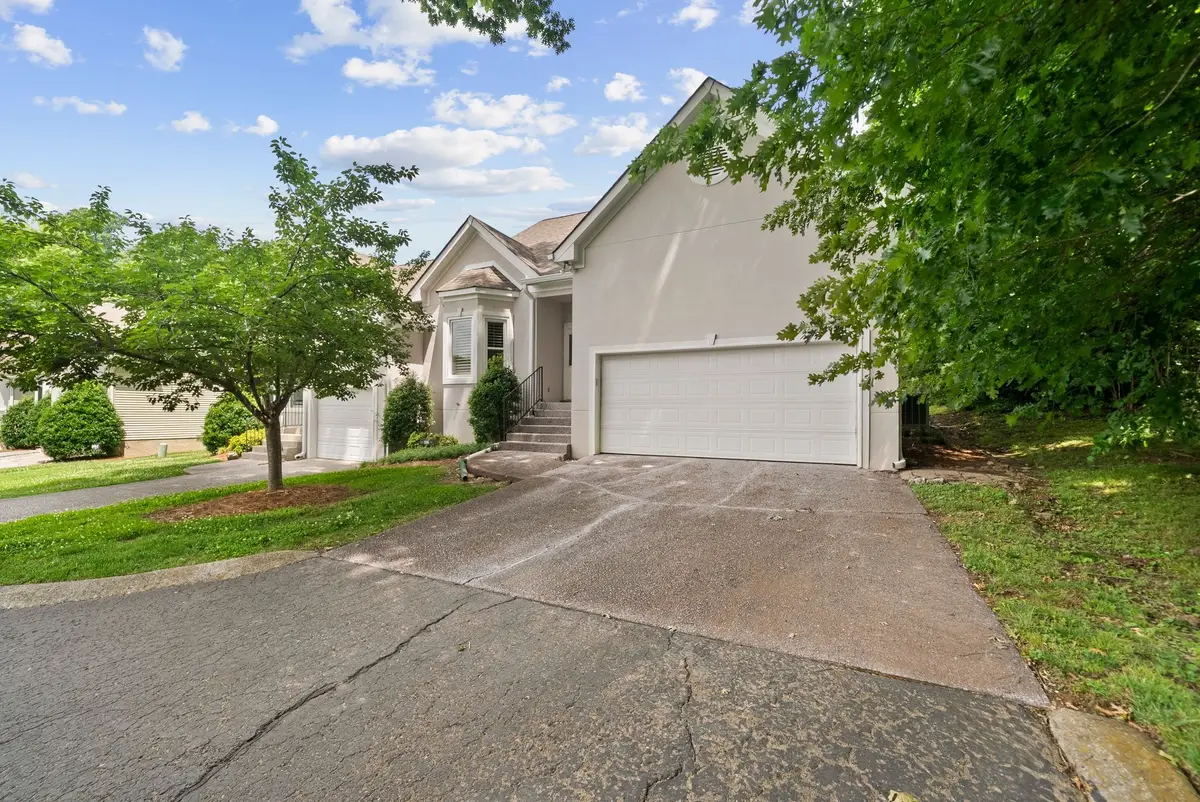 108 Hicks Rd, Nashville, TN 37221 - #1