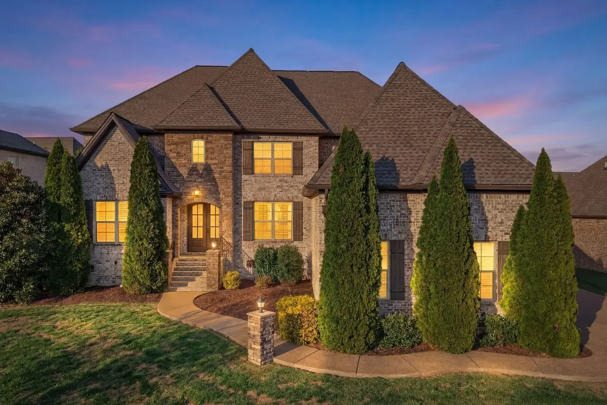 8008 Puddleduck Ln, Spring Hill, TN 37174 - #1