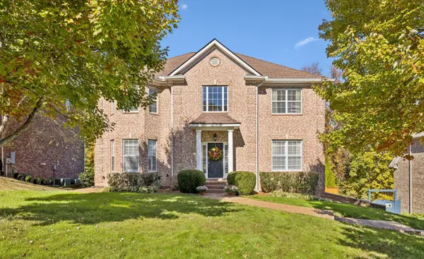 1572 Red Oak Ln, Brentwood, TN 37027