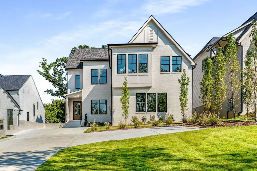3420A Golf Club Ln, Nashville, TN 37215 - #2
