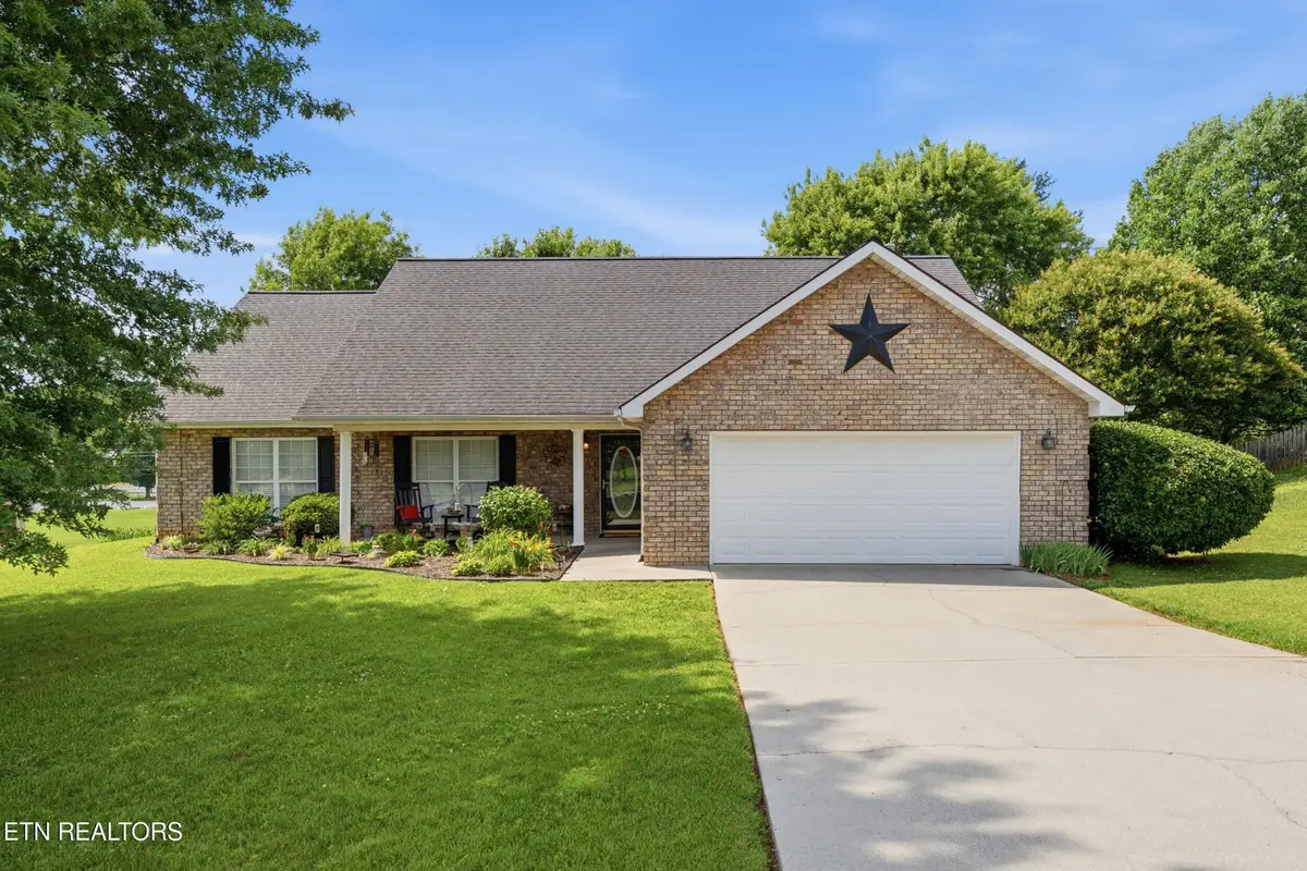 241 Edinburgh Drive, Lenoir City, TN 37771 - #1