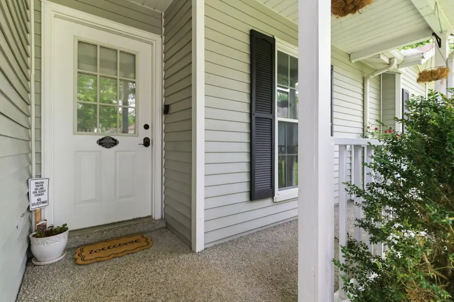 4305 Falling Leaf Ln, Nashville, TN 37207 - #2