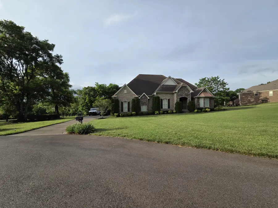 5232 Mead Park Dr, Thompsons Station, TN 37179 - #2