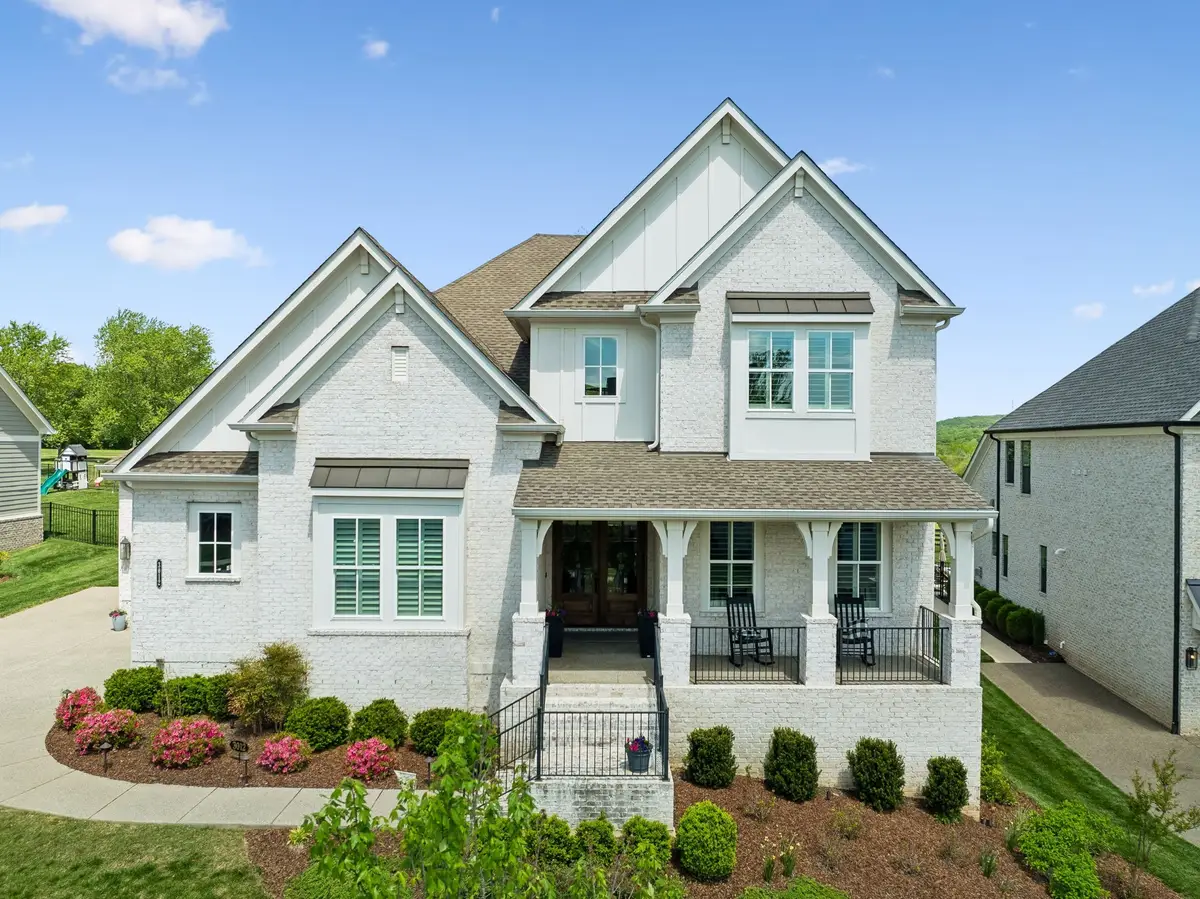 3012 Littlebury Park Dr, Thompsons Station, TN 37179 - #1
