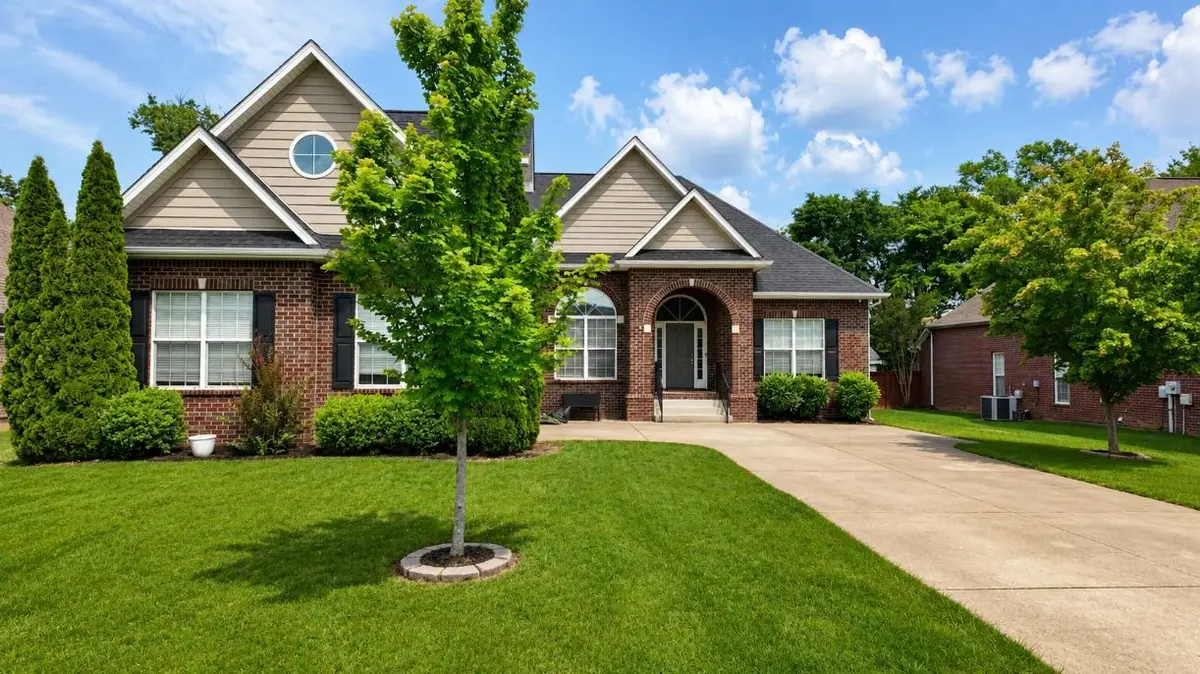 1041 Nealcrest Cir, Spring Hill, TN 37174 - #1