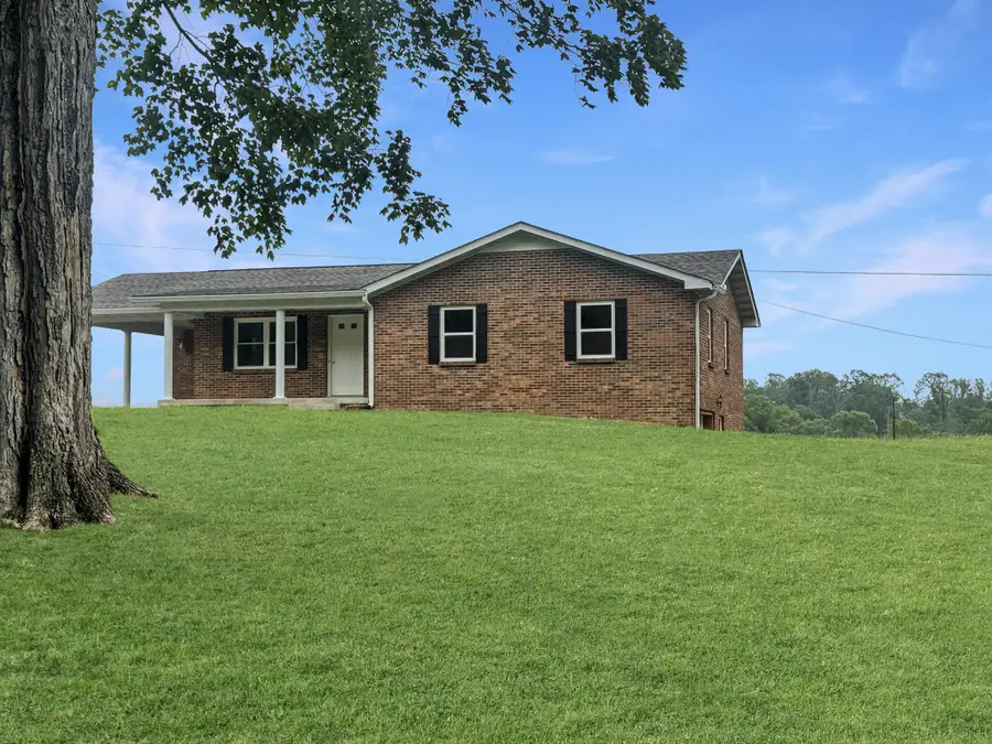 1211 Taylor Chapel Rd, Dover, TN 37058 - #2