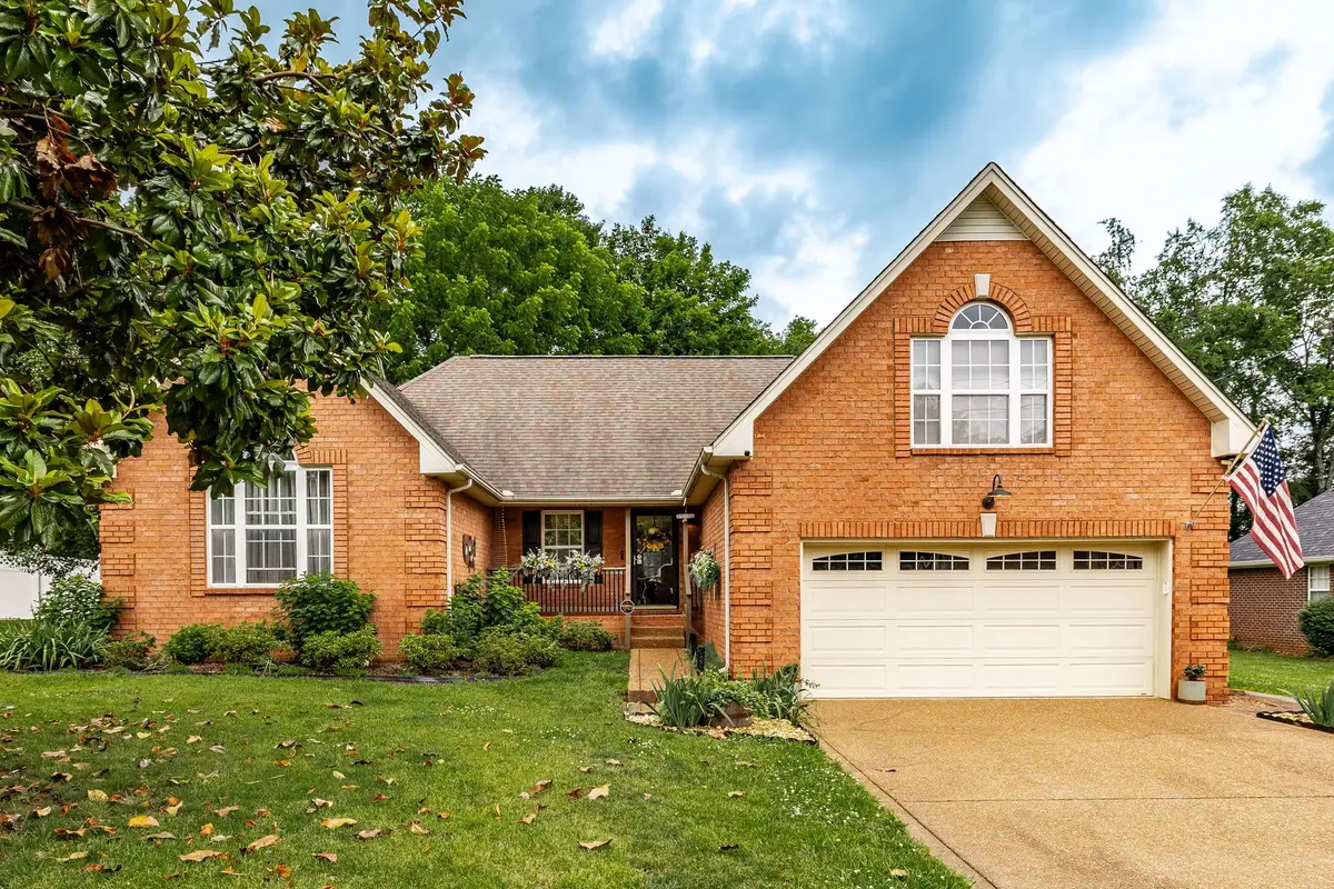 124 W Braxton Ln, Hendersonville, TN 37075 - #1