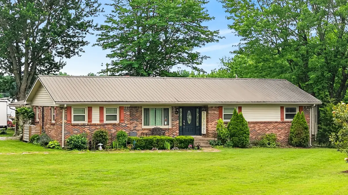 7957 Bethlehem Rd, Springfield, TN 37172 - #1