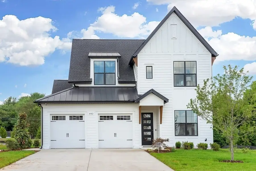 5726 Sagebrush Drive, Murfreesboro, TN 37129 - #2