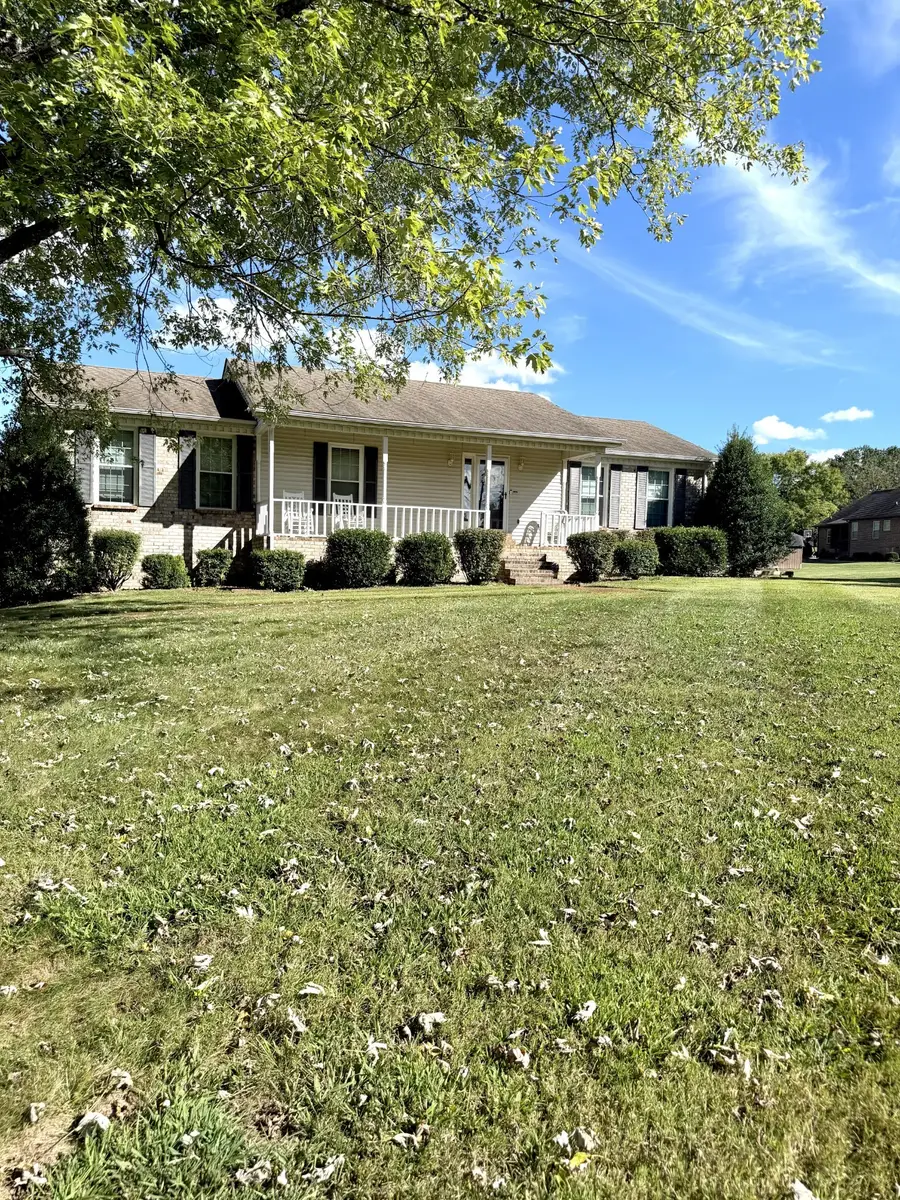 356 Lee Rd, Cottontown, TN 37048 - #3