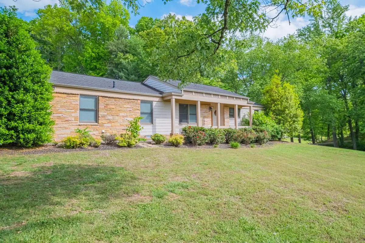 107 Hillwood Ln, McMinnville, TN 37110 - #1