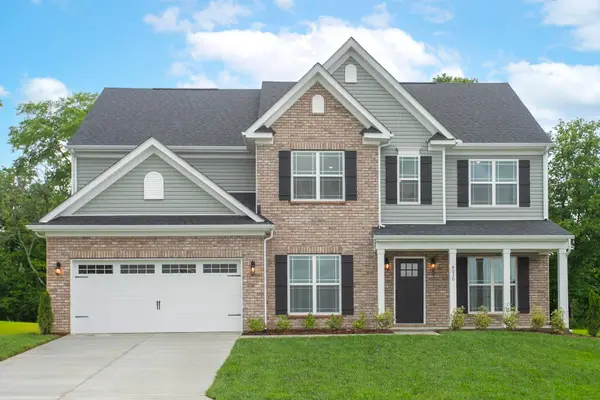 5018 Salient Dr, Spring Hill, TN 37174