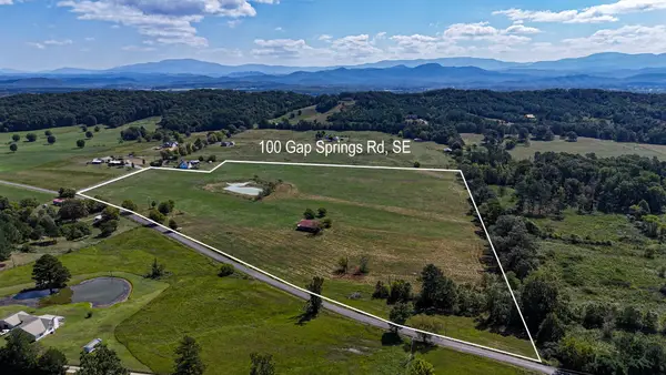 3 Gap Springs Road Se, Old Fort, TN 37362