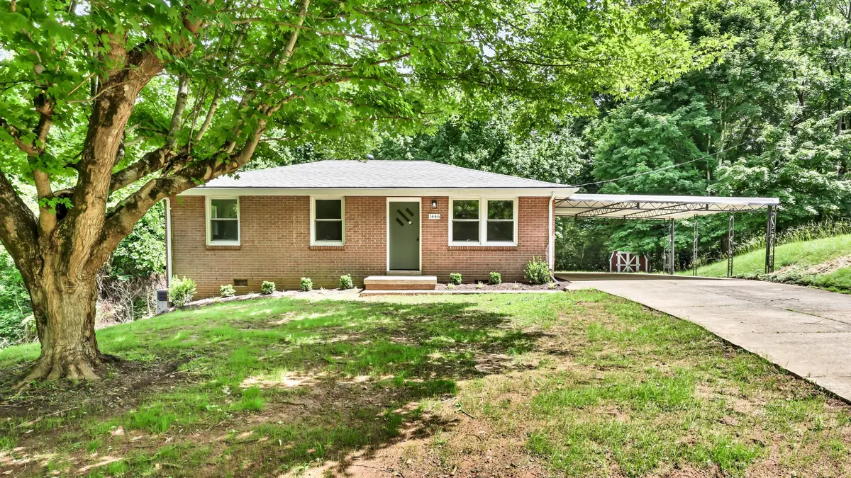 1446 Elm Hill Dr, Clarksville, TN 37040 - #1