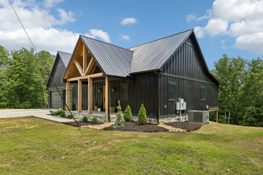 254 Saddlebrook Dr, Hohenwald, TN 38462 - #2