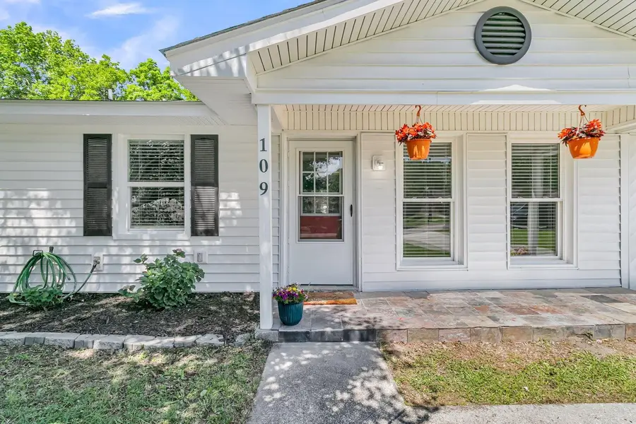 109 Camellia Rd, Goose Creek Hanahan, SC 29445 - #2
