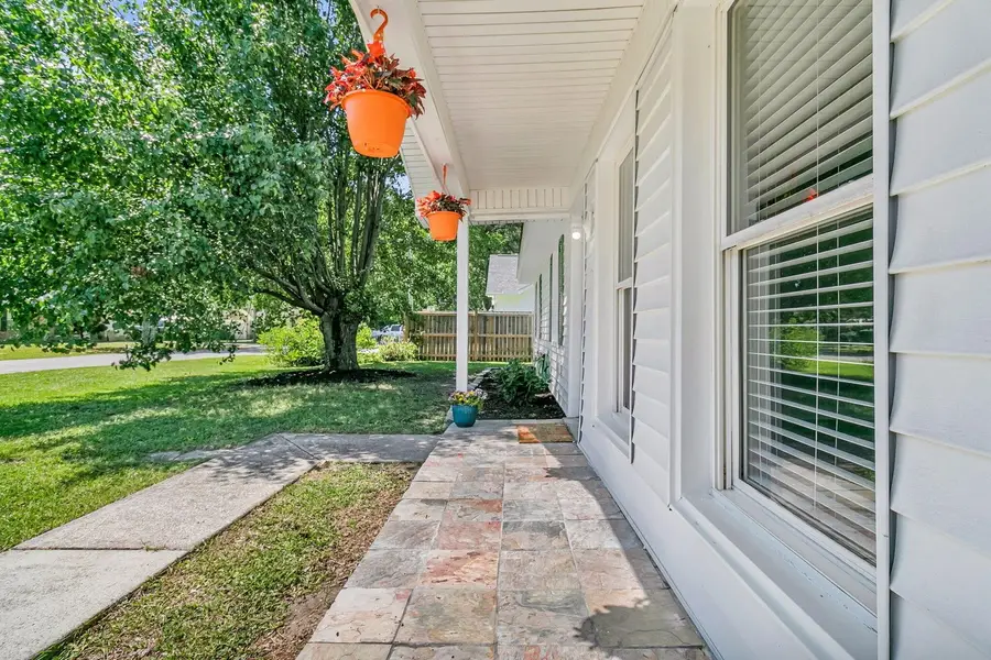 109 Camellia Rd, Goose Creek Hanahan, SC 29445 - #3