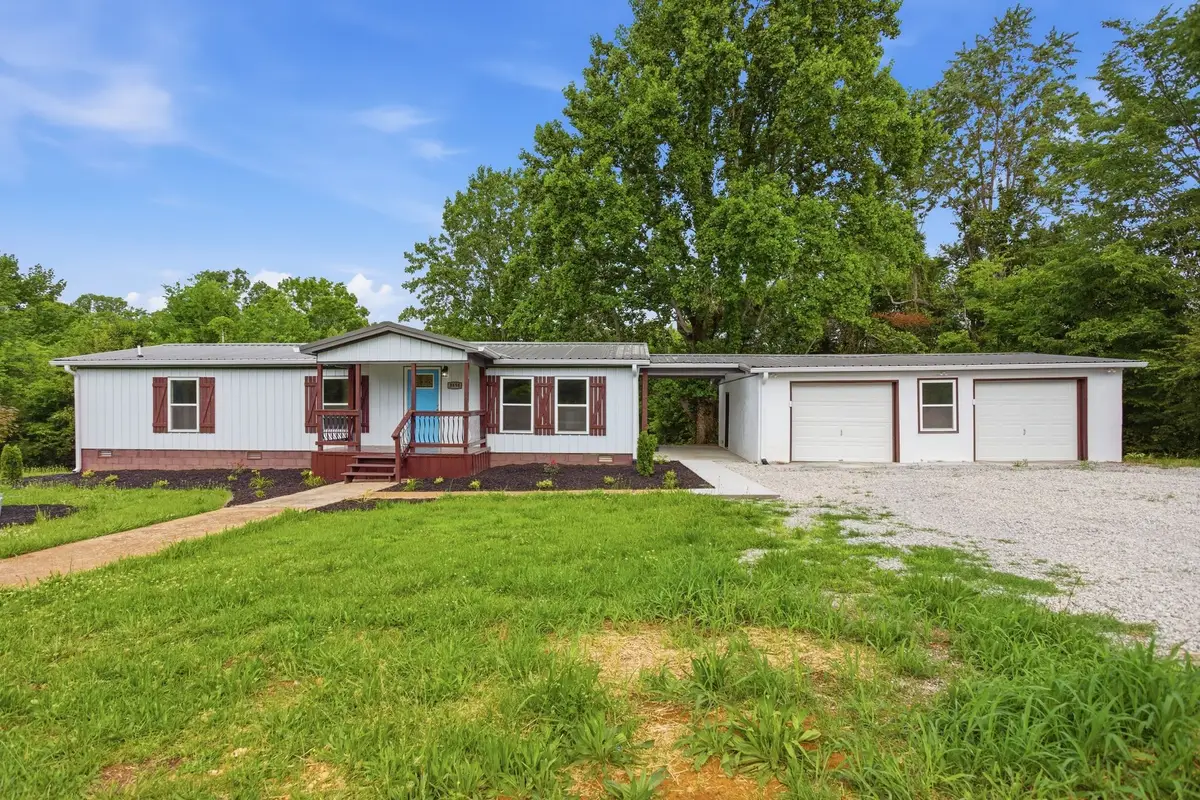 8498 Crawley Hill Rd, Mount Pleasant, TN 38474 - #1