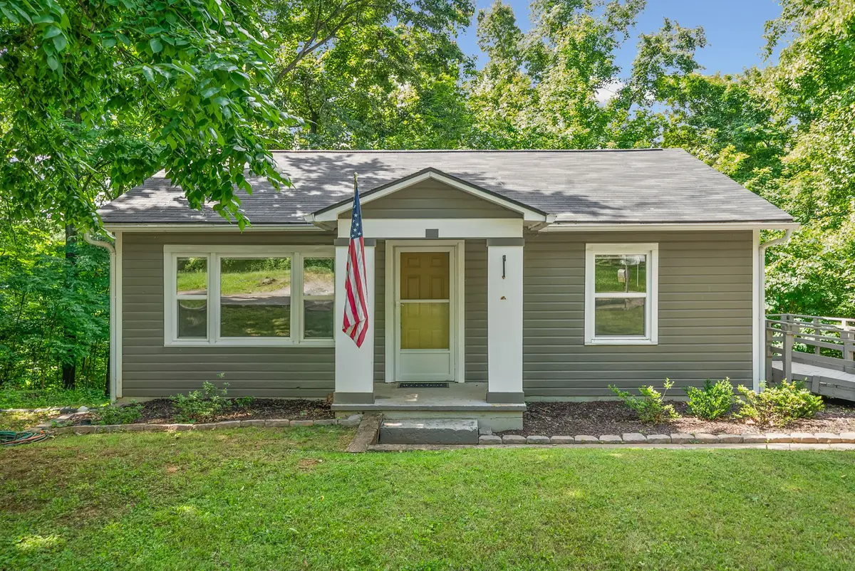 120 Circle Hill Dr, Clarksville, TN 37042 - #1