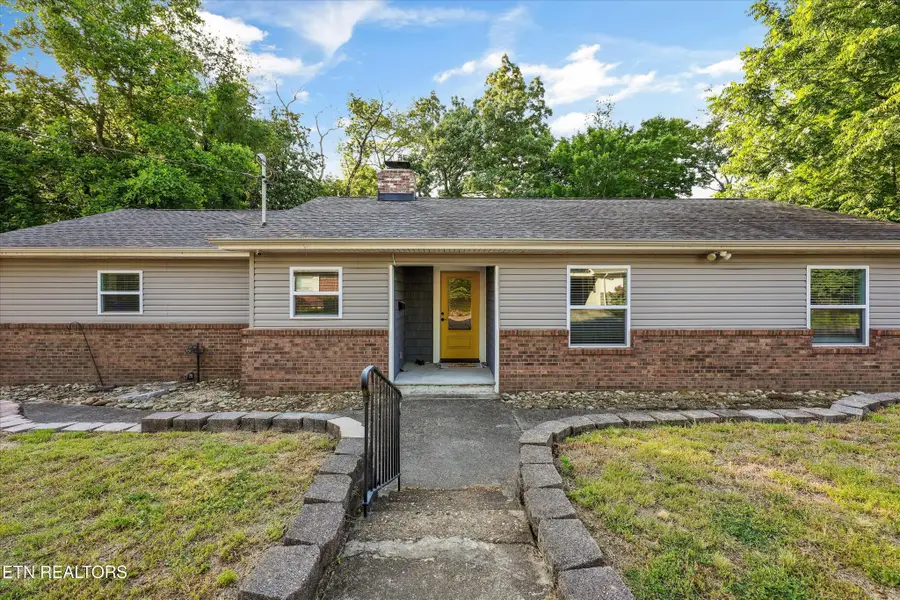 107 W Magnolia Lane, Oak Ridge, TN 37830 - #2
