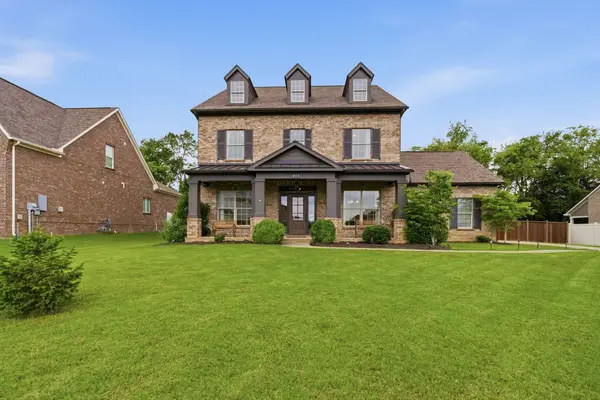 824 Topaz Dr, Murfreesboro, TN 37128