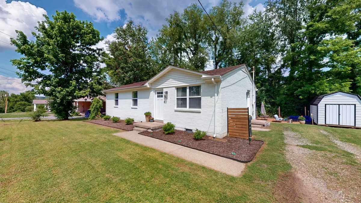 916 Turner Dr, Hartsville, TN 37074 - #1
