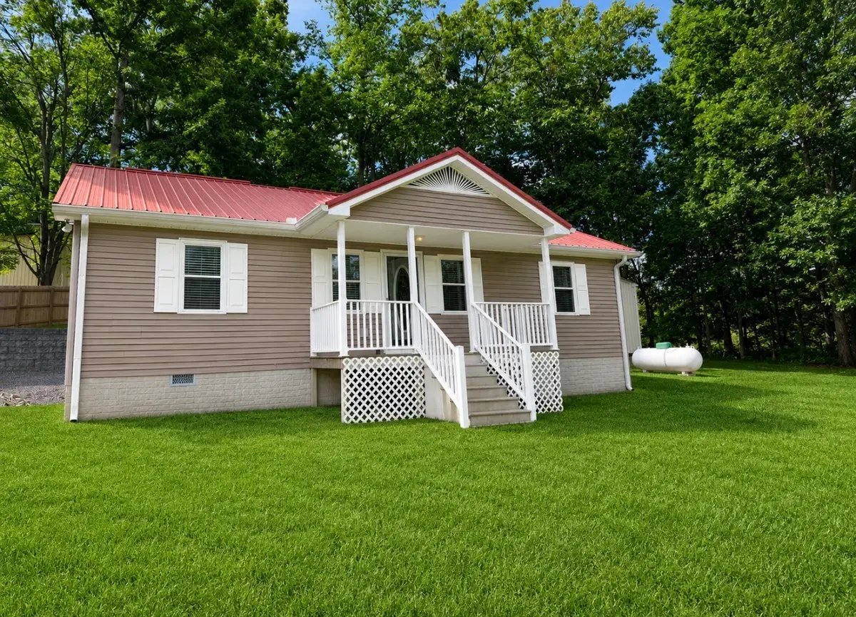 153 Henry Harris Rd, Westmoreland, TN 37186 - #1