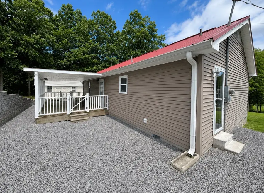 153 Henry Harris Rd, Westmoreland, TN 37186 - #2