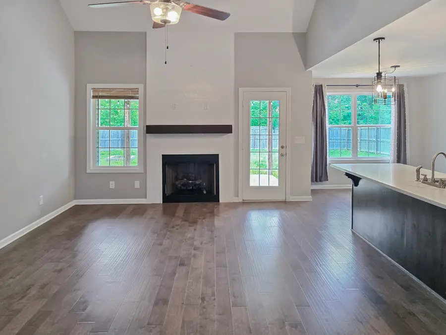 745 Tidwell Dr, Clarksville, TN 37042 - #3