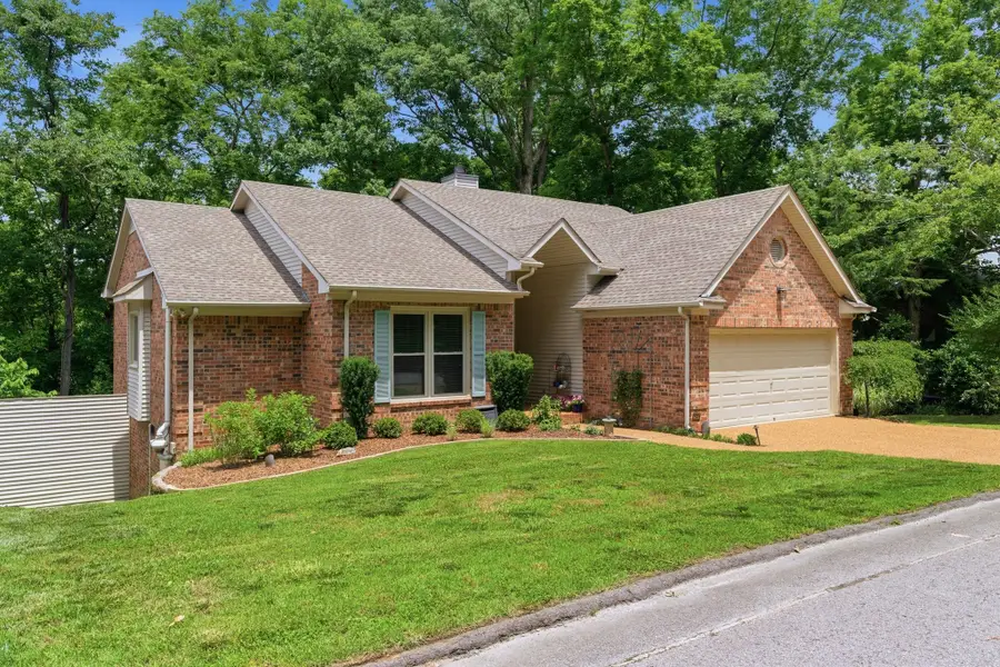 105 Stoneway Close, Nashville, TN 37209 - #2