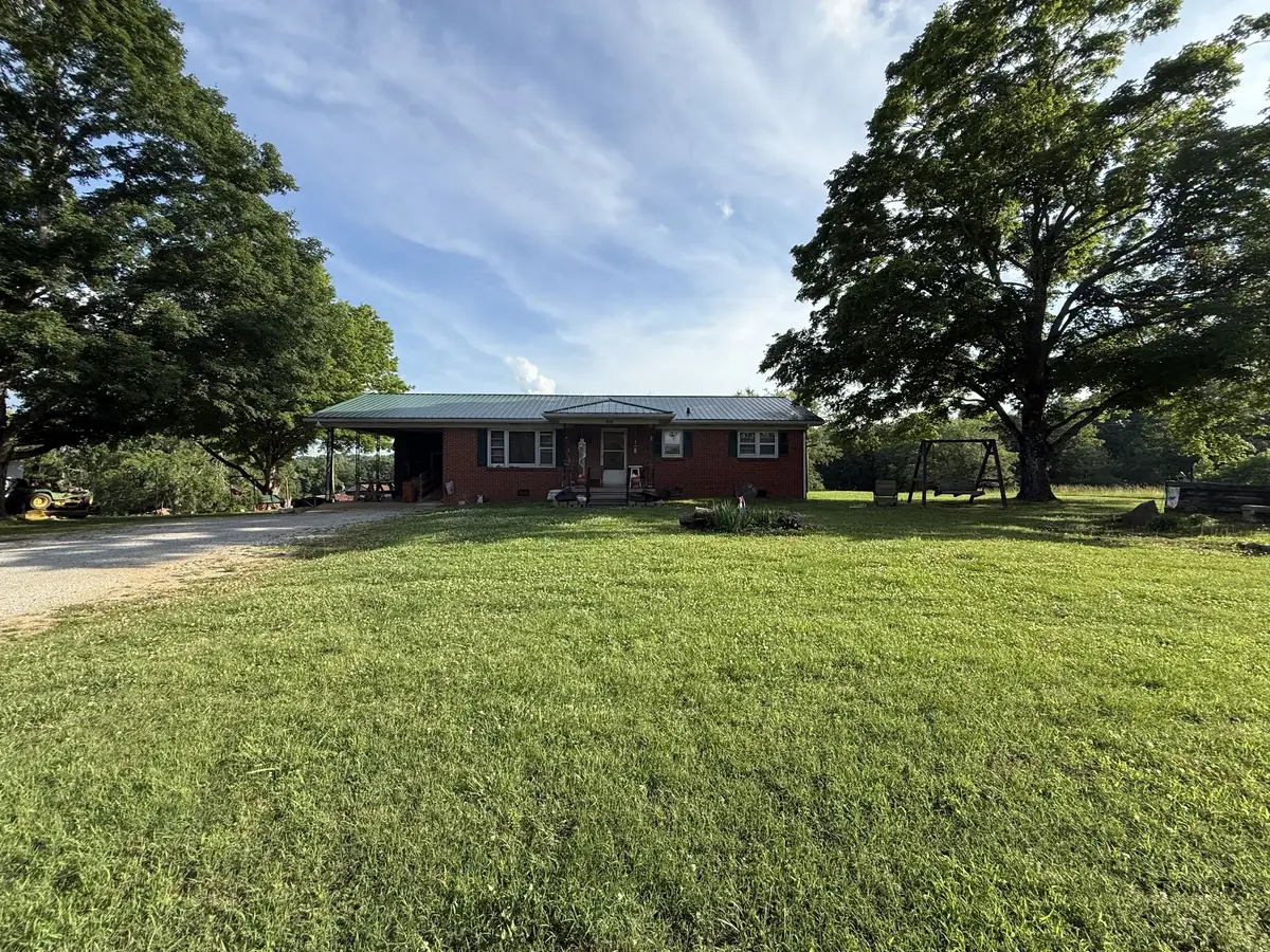 485 W Grinders Switch Rd, Centerville, TN 37033 - #1