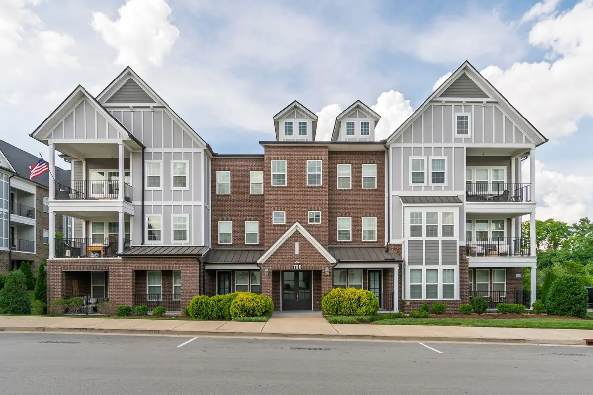 700 Vintage Green Ln #205, Franklin, TN 37064 - #1