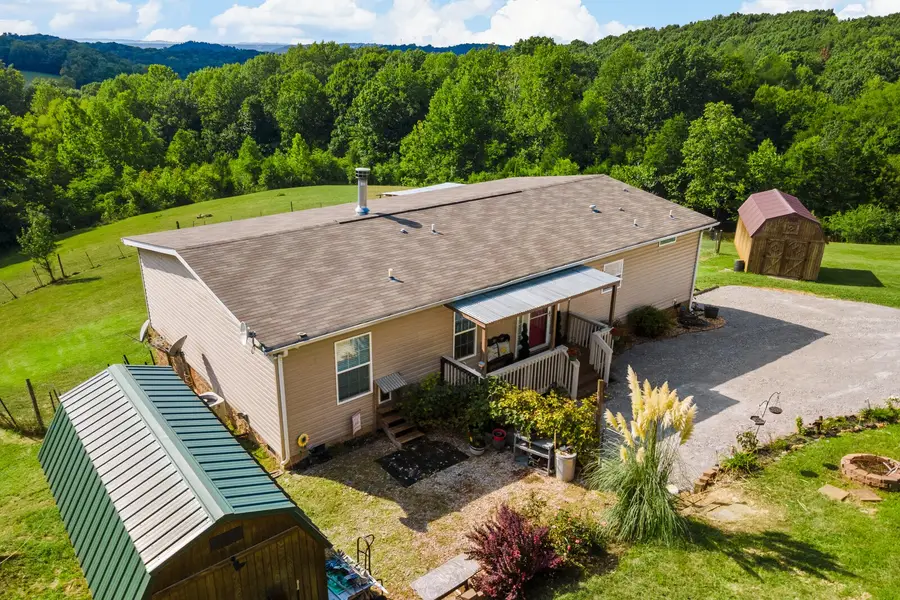 2114 Peach Orchard Rd, Culleoka, TN 38451 - #2