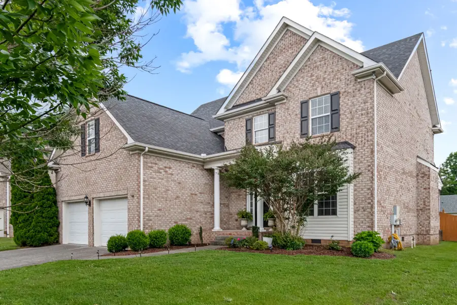 1018 Brixworth Dr, Thompsons Station, TN 37179 - #3
