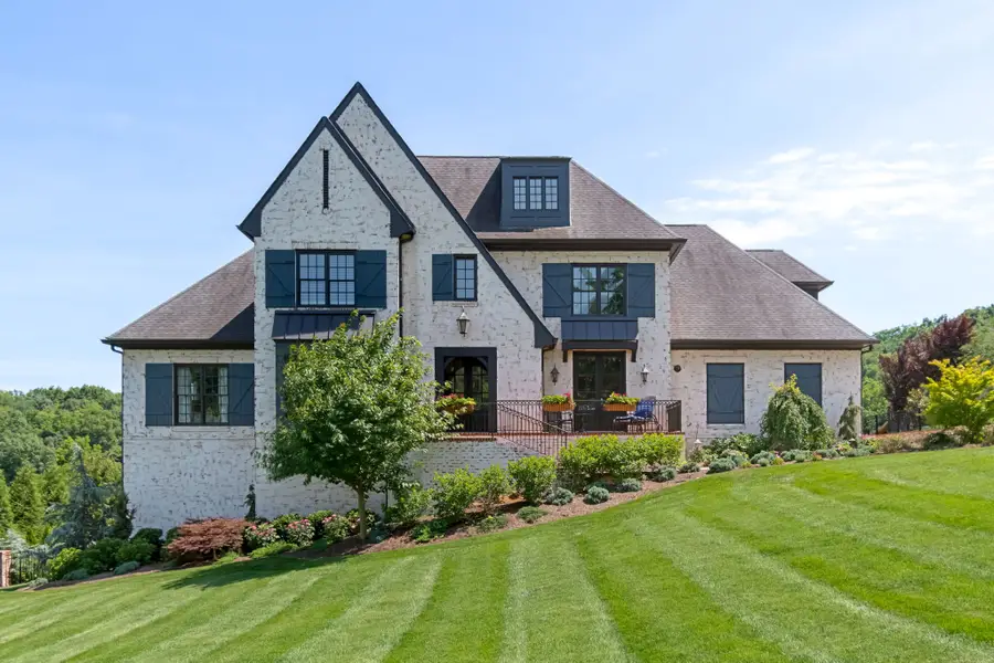 4428 Ivan Creek Dr, Franklin, TN 37064 - #2