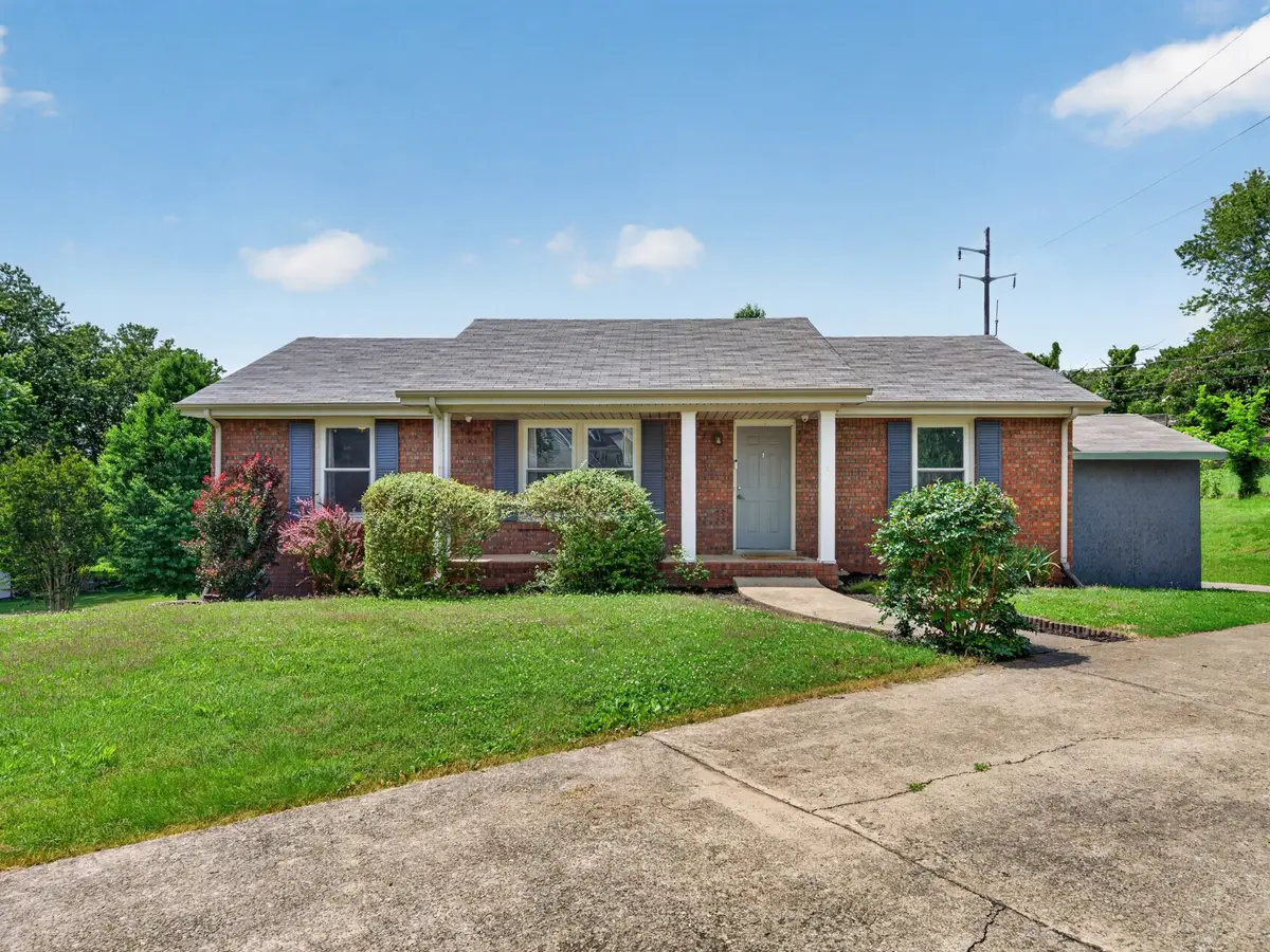 1914 Claymont Dr, Clarksville, TN 37040 - #1