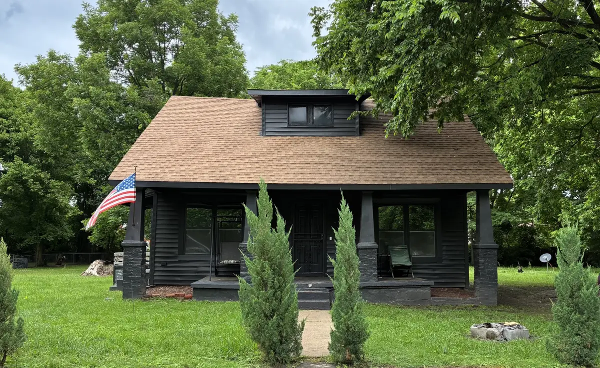 417 E 1st St, Trenton, TN 38382 - #1